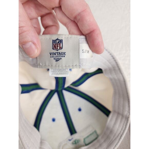 NFL Vintage Collection Seahawks Baseball Hat Flexfit Reebok S/M - Picture 8 of 11
